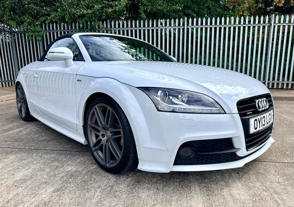 Audi TT 2.0 Tdi Black Edition Roadster Quattro Euro 5 White #2