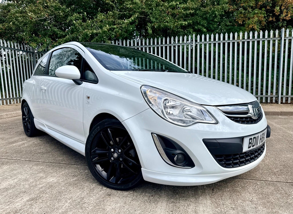 Vauxhall Corsa 1.2I 16V Limited Edition Ac White