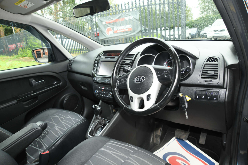 Kia Venga 3 With Grey #22