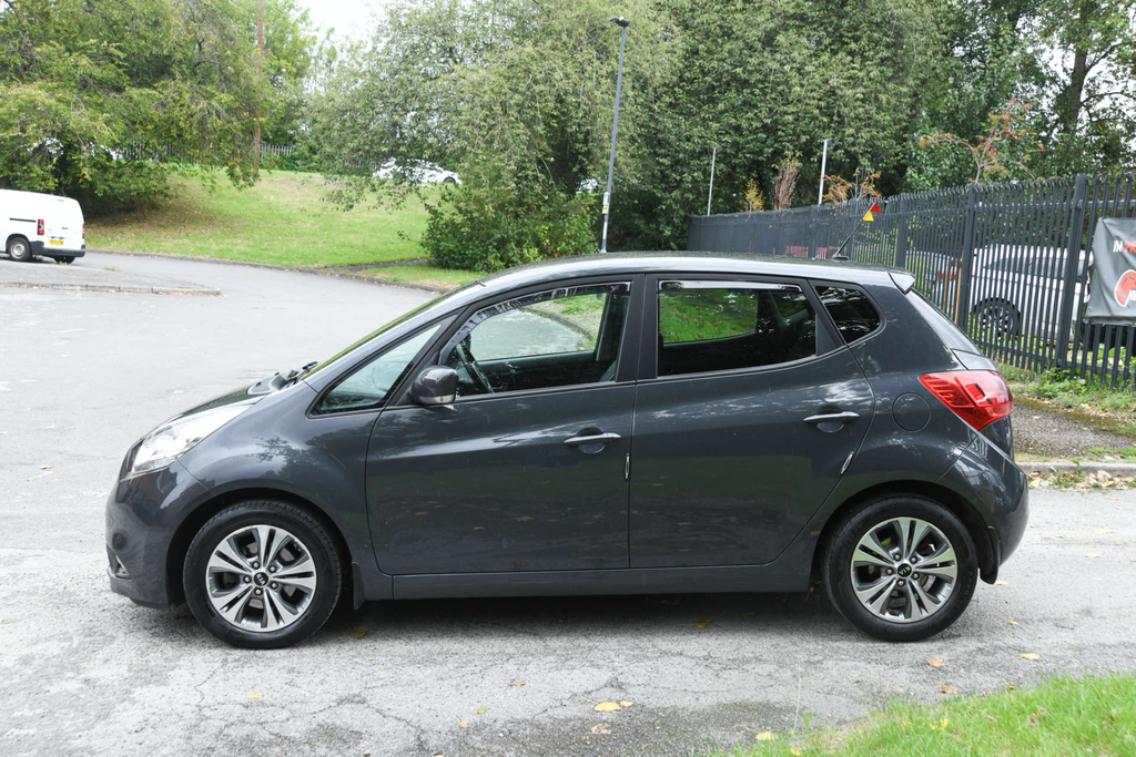 Kia Venga 3 Auto Grey #4