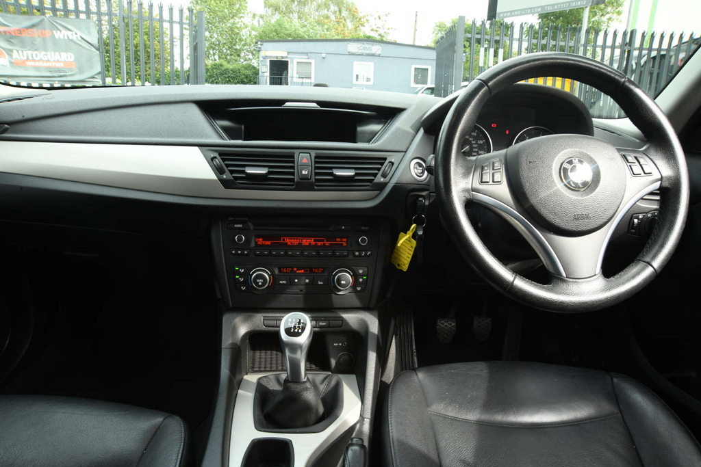 BMW X1 Suv 2.0 White #28