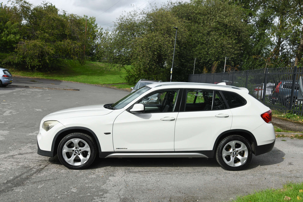 BMW X1 Xdrive 20D Se 4Wd White #4