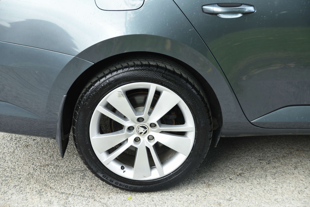 Skoda Superb 2.0 Tdi Se Euro 5 Ss Grey #43