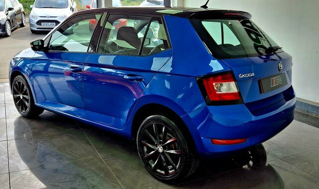Skoda Fabia 2019 1.0 Colour Edition Hatchback Manua Blue #3