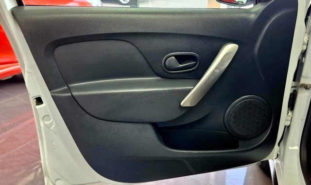 Dacia Sandero Stepway Sandero Stepway Ambiance Tce White #29