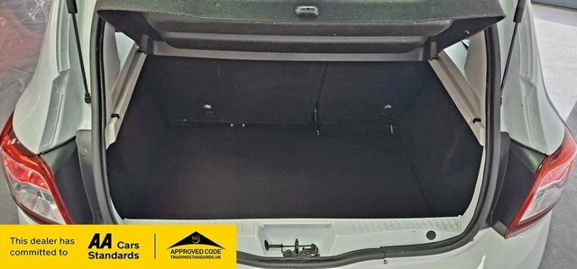 Dacia Sandero Stepway Sandero Stepway Ambiance Tce White #36