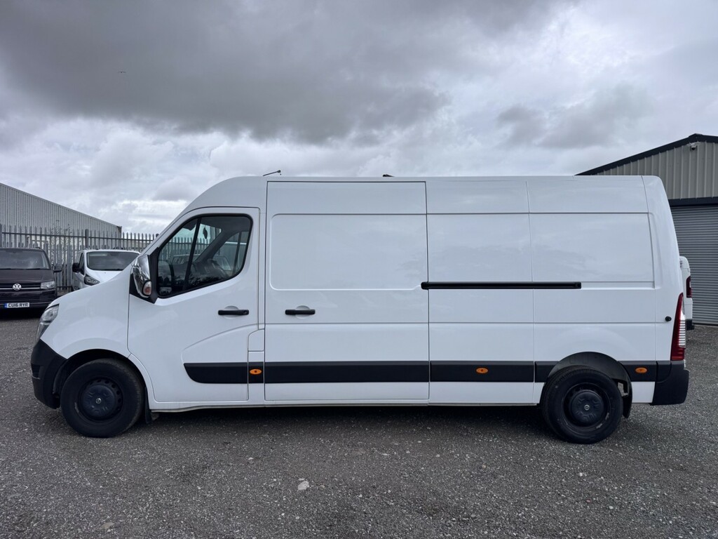 Nissan InterStar Tekna Lwb Van. L3h2. Carplay. Ac. Nav. Crui White #2