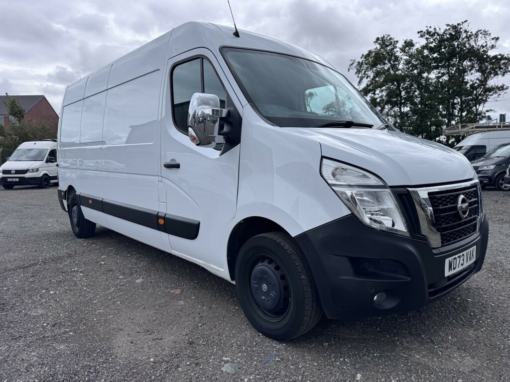 Nissan InterStar Acenta White #7