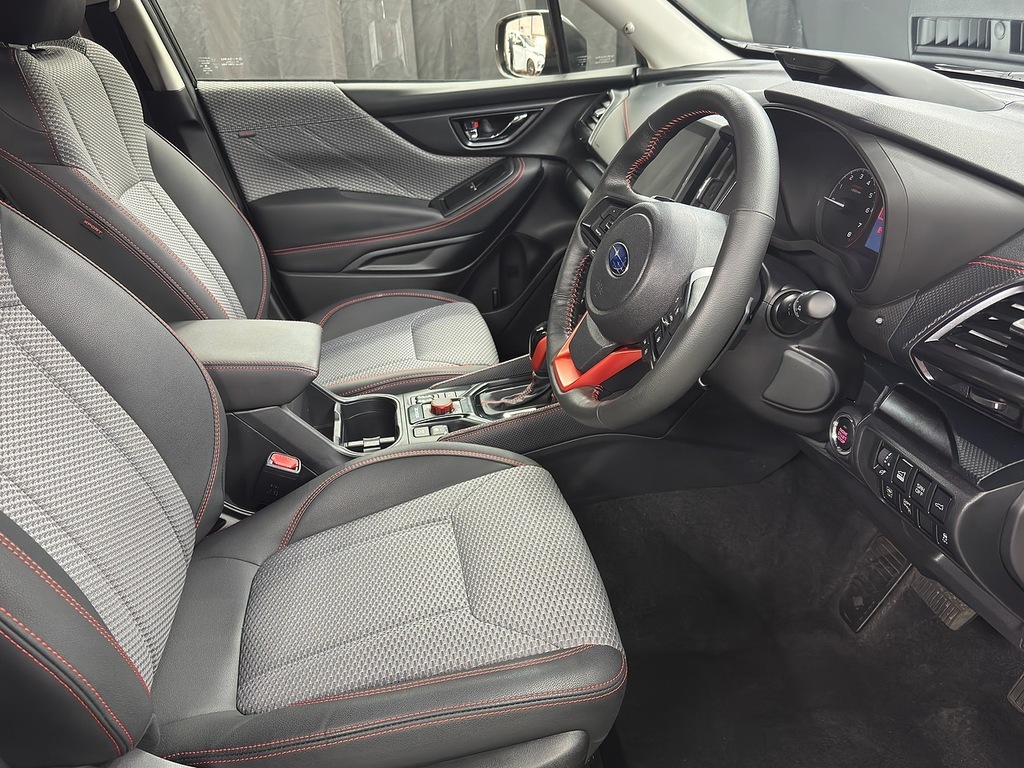 Subaru Forester E-boxer Sport Grey #16