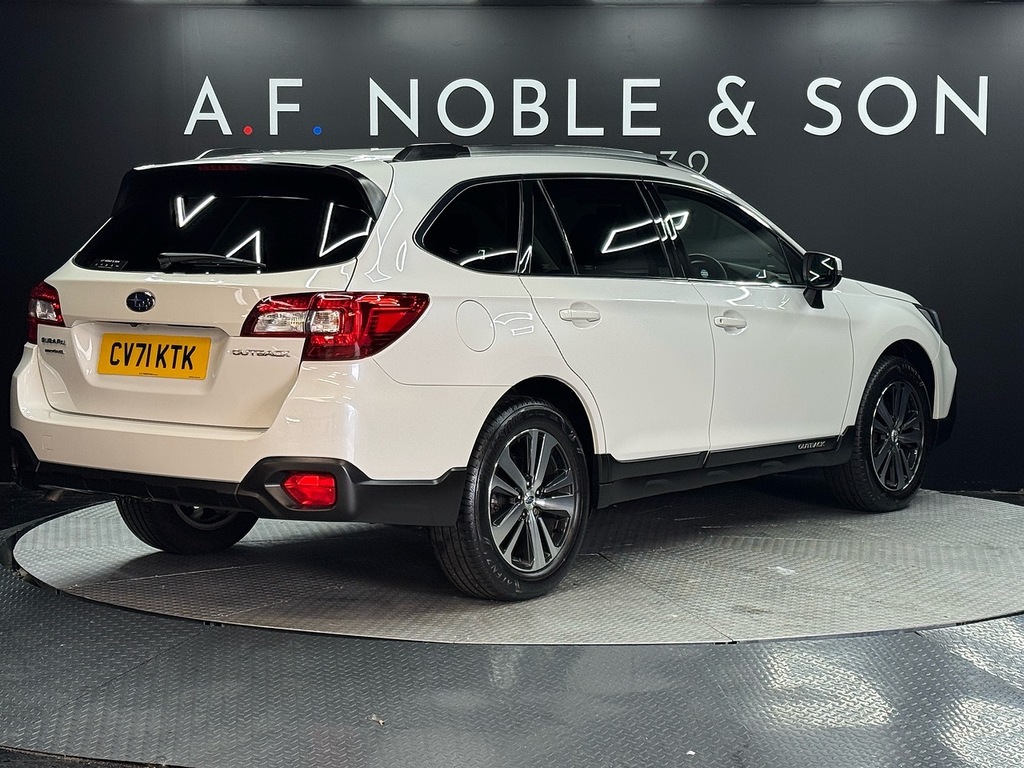 Subaru Outback I Se Premium U1026 Ulez White #4
