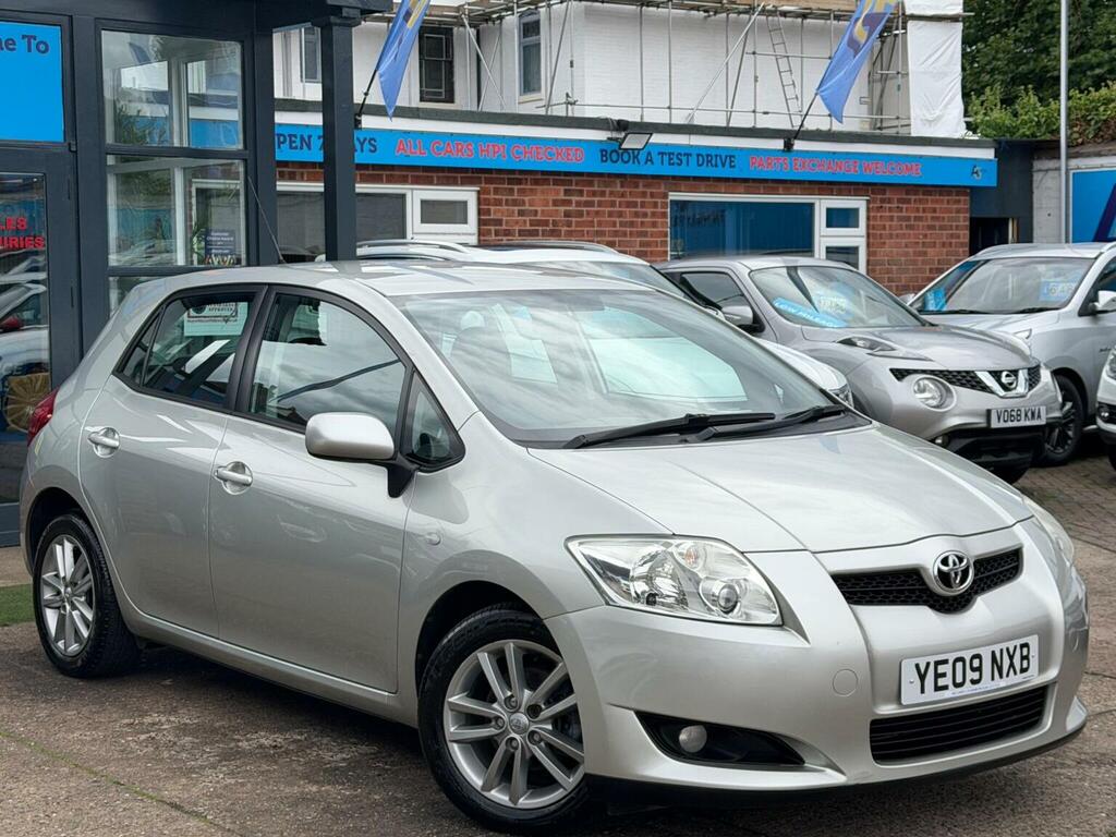 Toyota Auris 1.33 Vvt-i Tr Ss Silver