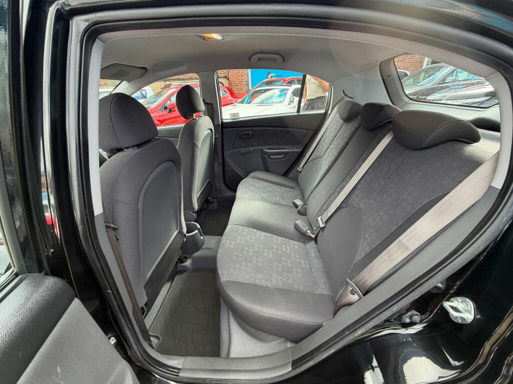 Kia RIO Rio Black Black #30