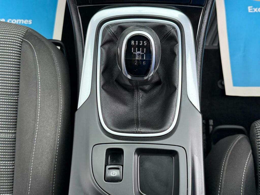 Vauxhall Insignia 2L Sri Nav Silver #22