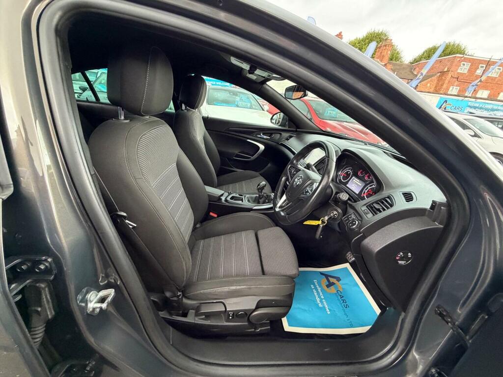 Vauxhall Insignia 2L Sri Nav Silver #27
