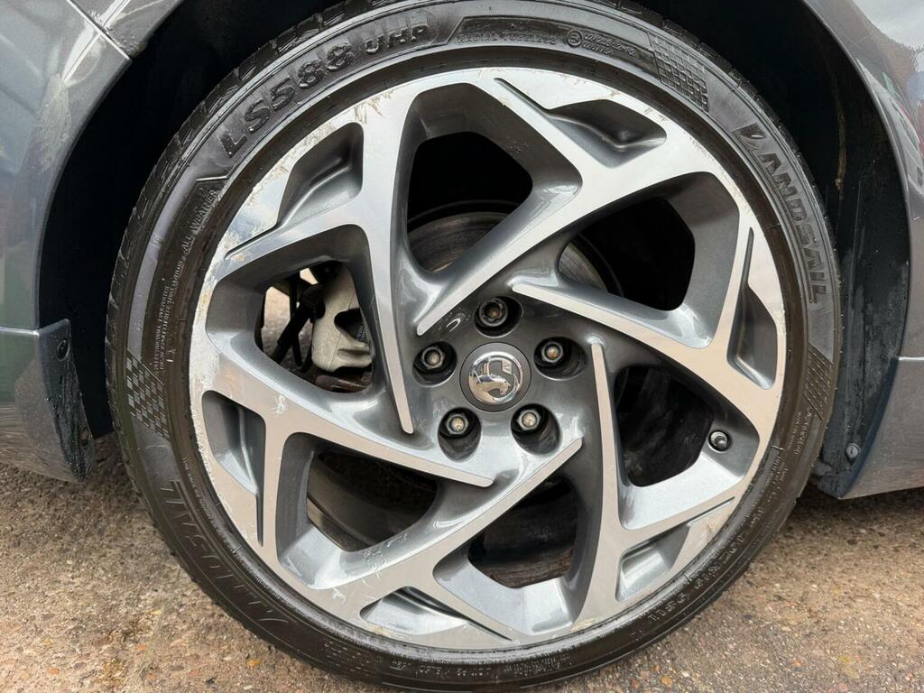 Vauxhall Insignia 2L Sri Nav Silver #59