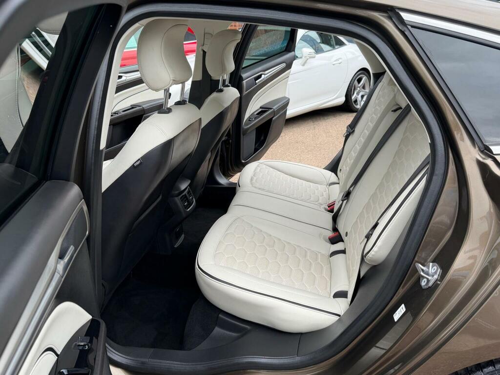Ford Mondeo 2.0 Tdci Vignale Euro 6 Ss Brown #5
