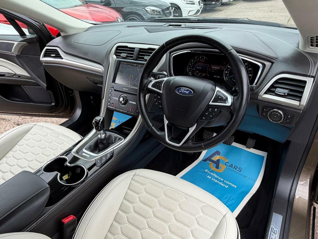 Ford Mondeo 2.0 Tdci Vignale Euro 6 Ss Brown #3