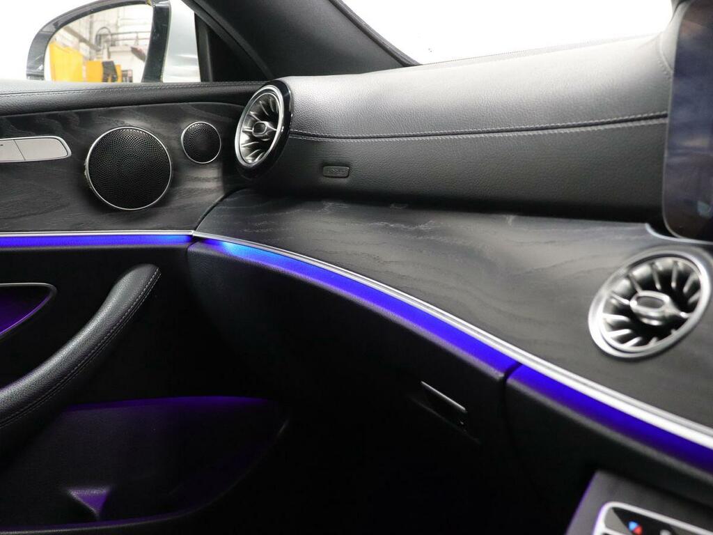 Mercedes-Benz E Class Black #31