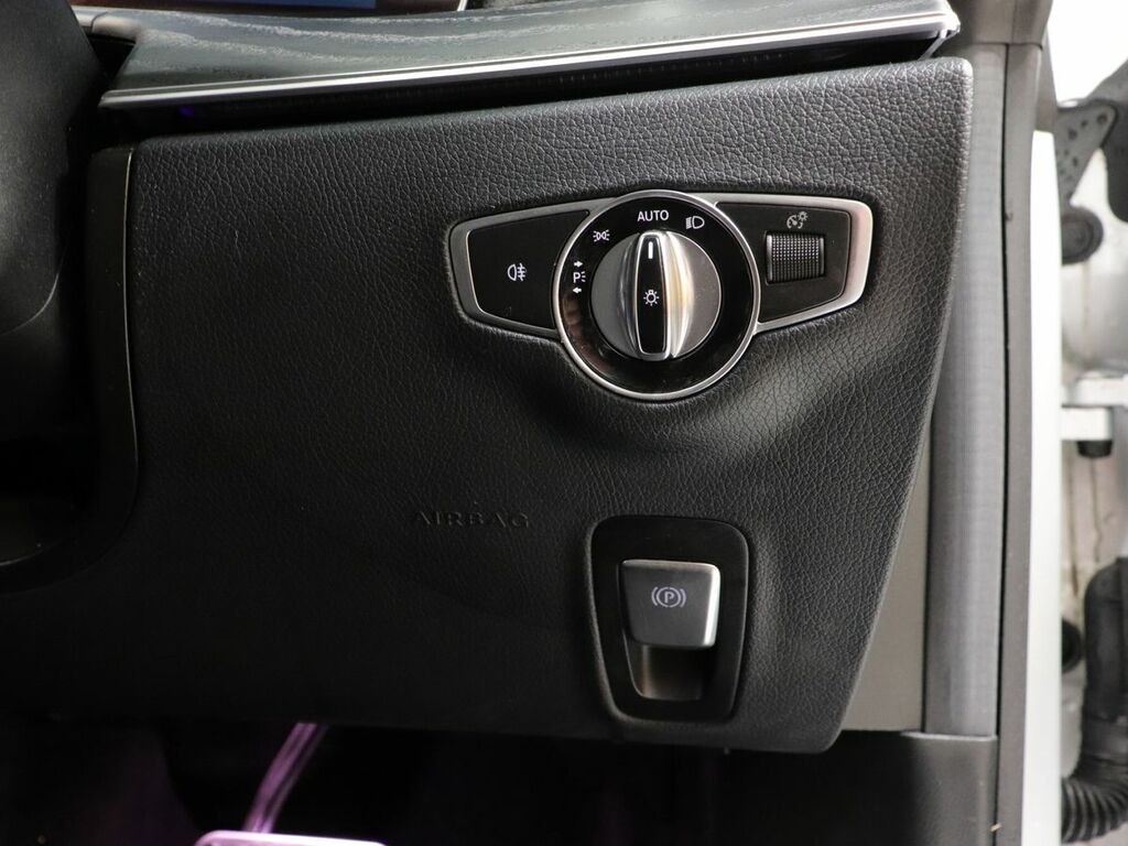 Mercedes-Benz E Class Black #38