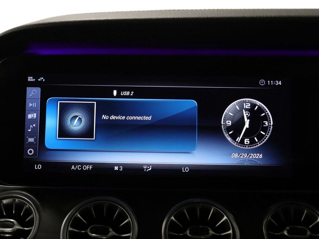 Mercedes-Benz E Class Black #16