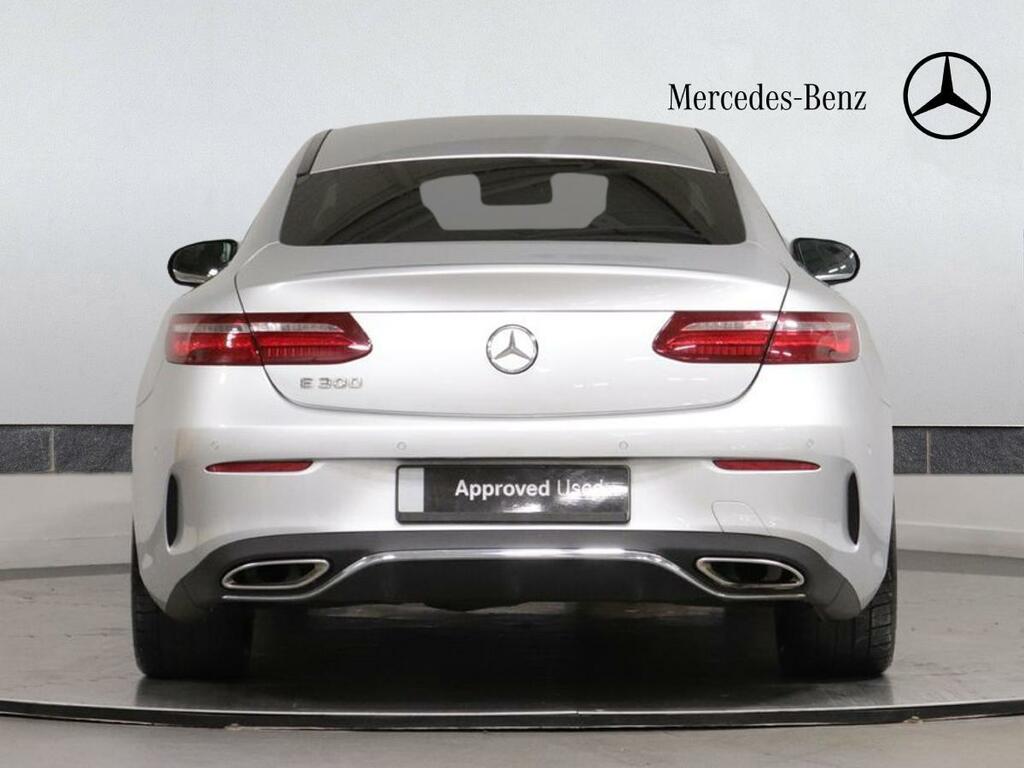 Mercedes-Benz E Class Black #12