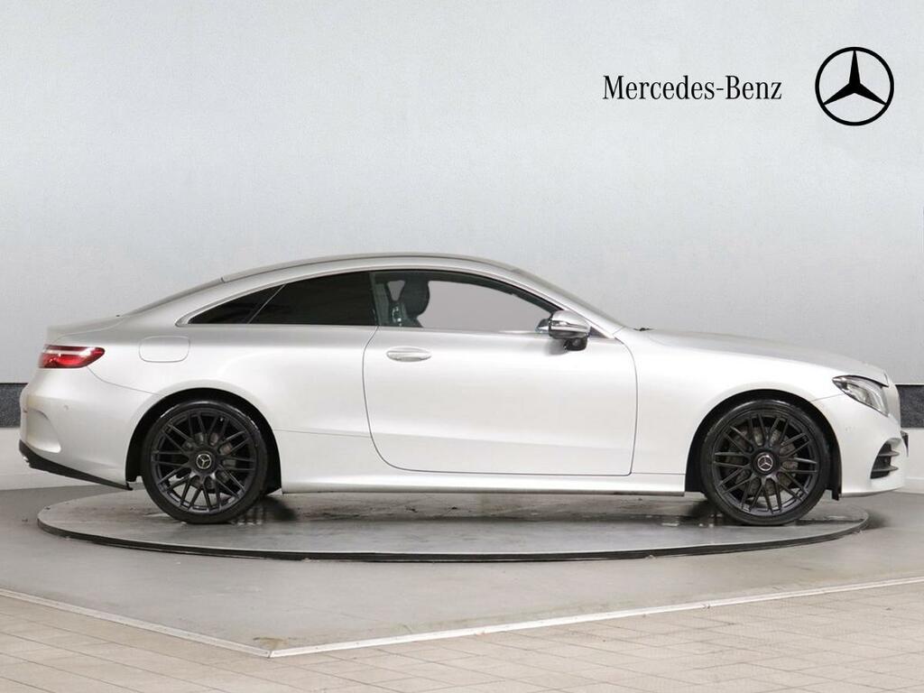 Mercedes-Benz E Class Black #8