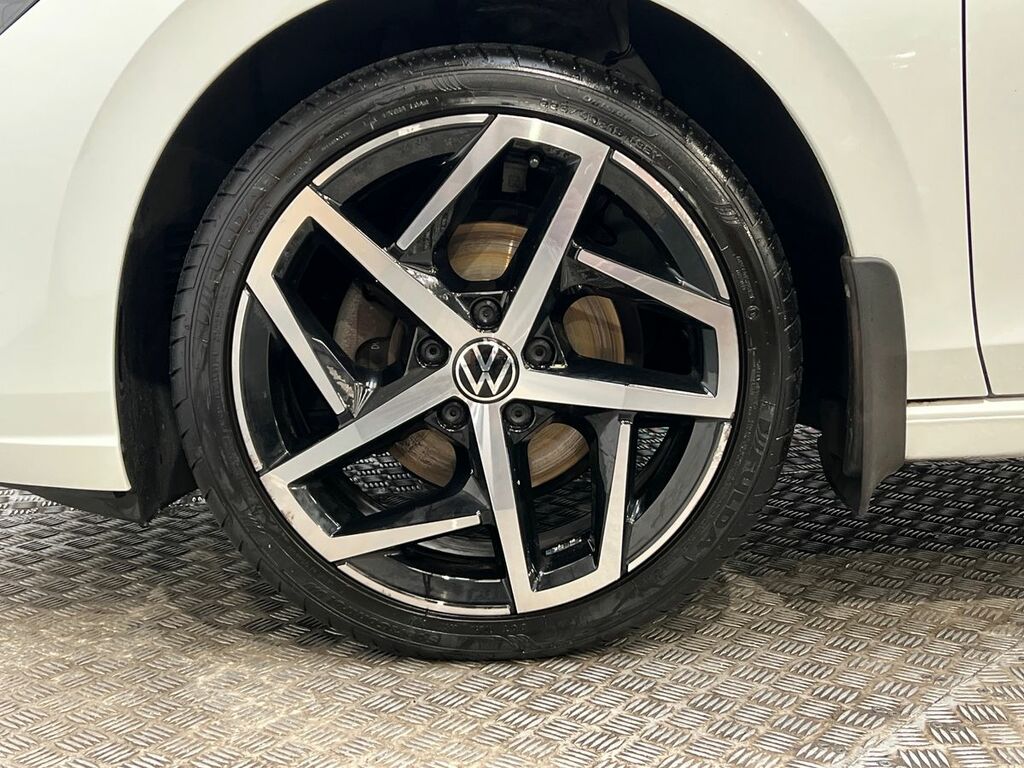 Volkswagen Golf Golf Active Tsi White #26