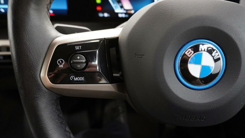 BMW iX M Sport  #21