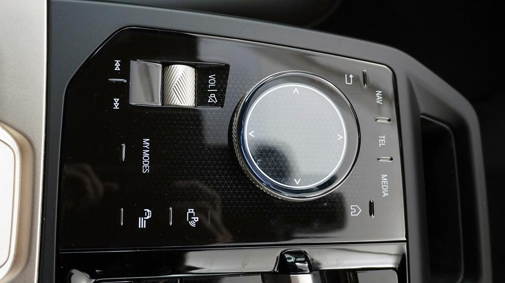 BMW iX M Sport  #29