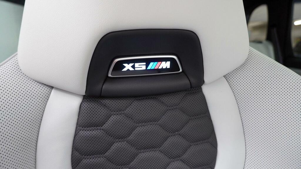 BMW X5 M M Competition Black #34