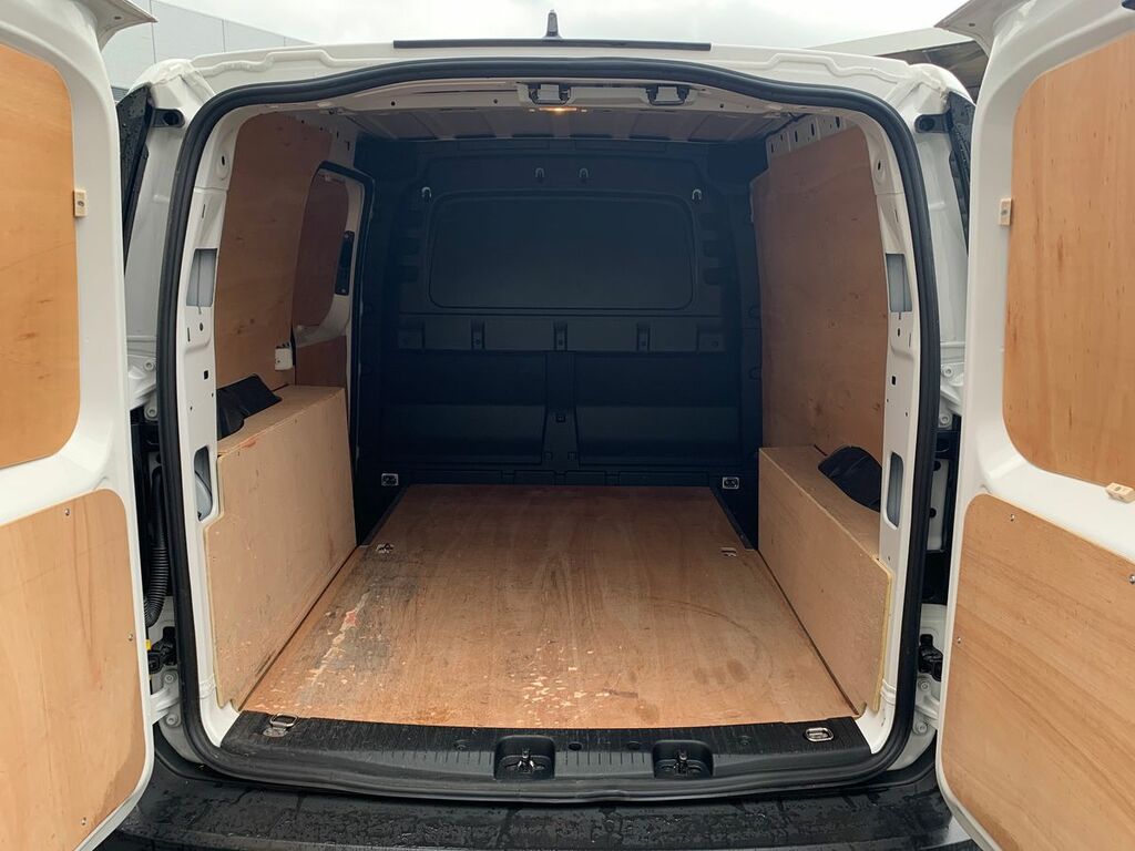 Volkswagen Caddy Cargo C20 2.0 Tdi 122Ps Commerce Pro Dsg Tech Pac YY75KHV Black #10