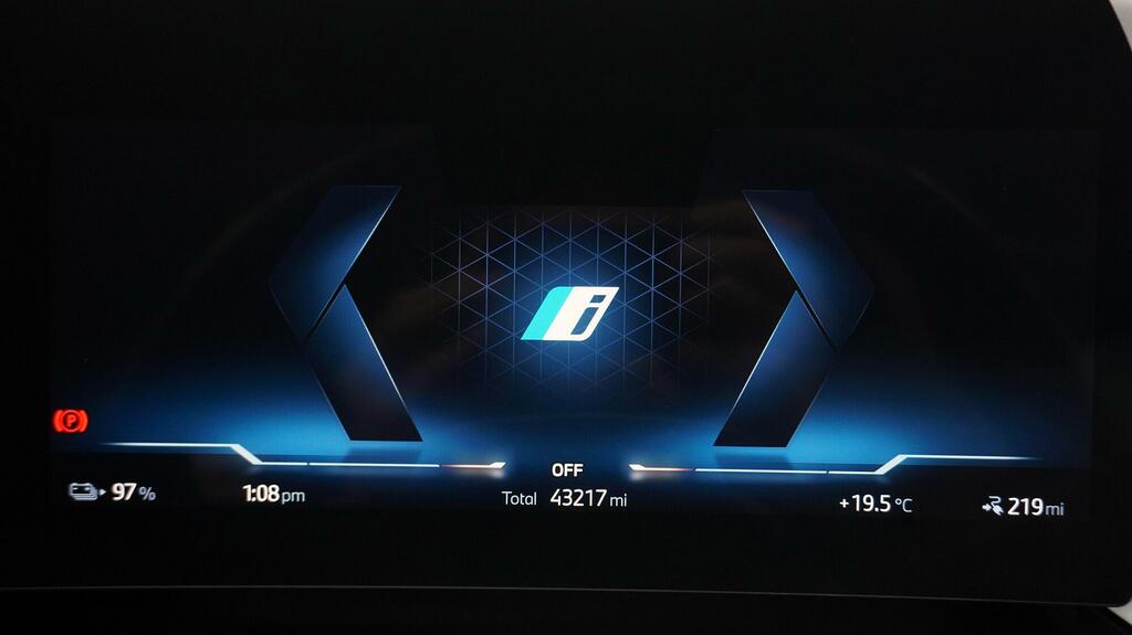 BMW iX1 M Sport NG23GKE White #9