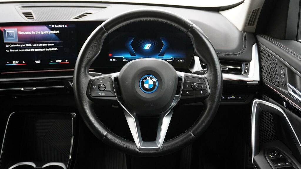 BMW iX1 M Sport NG23GKE White #5