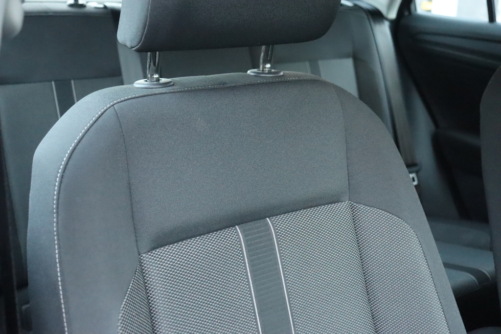 Volkswagen T-Roc Hatchback Grey #32