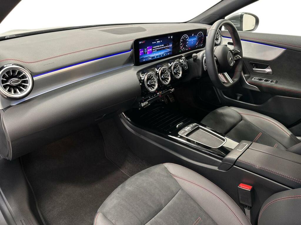 Mercedes-Benz CLA Class Cla 220D Amg Line Executive Tip  #3