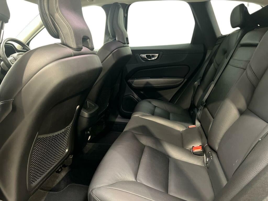 Volvo XC60 2.0 T4 Edition Blue #6