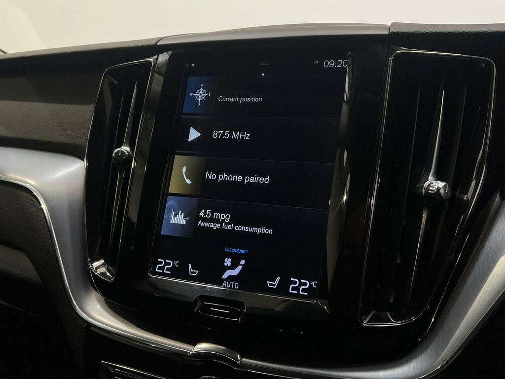 Volvo XC60 2.0 T4 Edition Blue #12