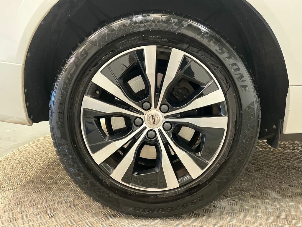 Volvo XC60 2.0 T4 Edition Blue #9