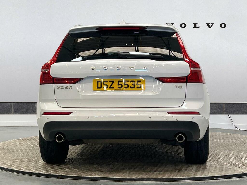 Volvo XC60 2.0 T4 Edition Blue #7