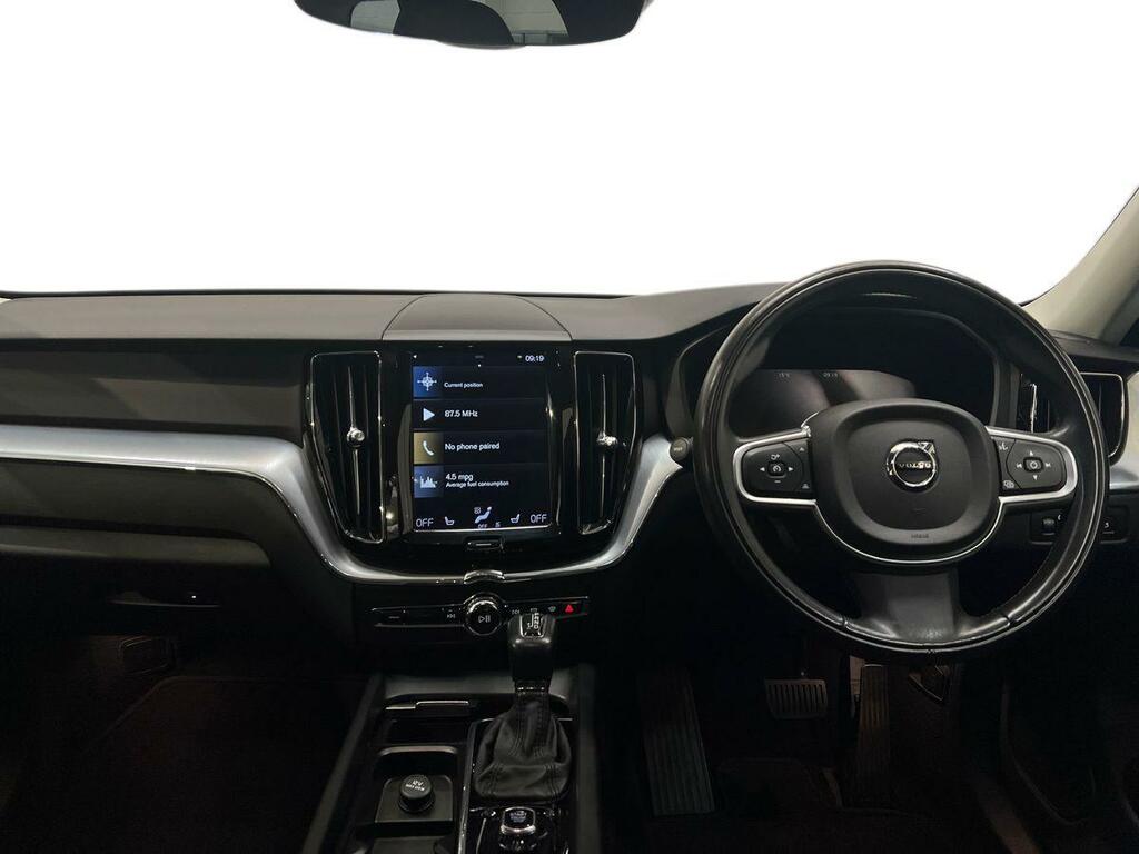 Volvo XC60 2.0 T4 Edition Blue #5