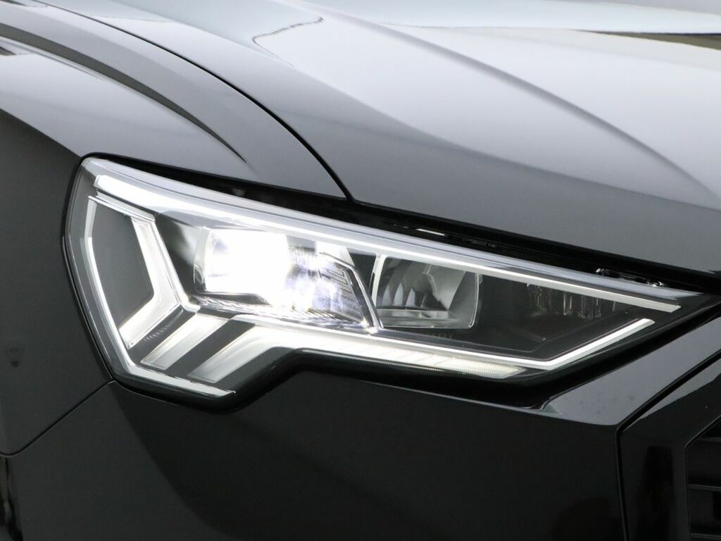 Audi Q3 Q3 35 Tfsi Black Edition S Tronic Tech Pack Black #18