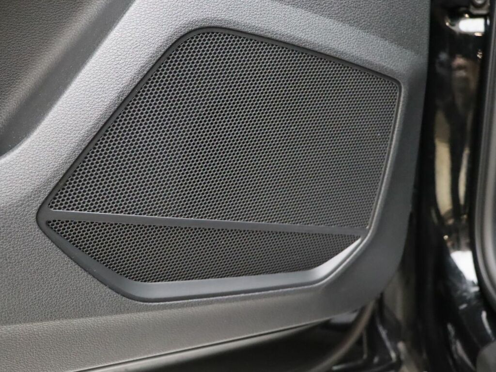 Audi Q3 Q3 35 Tfsi Black Edition S Tronic Tech Pack Black #30