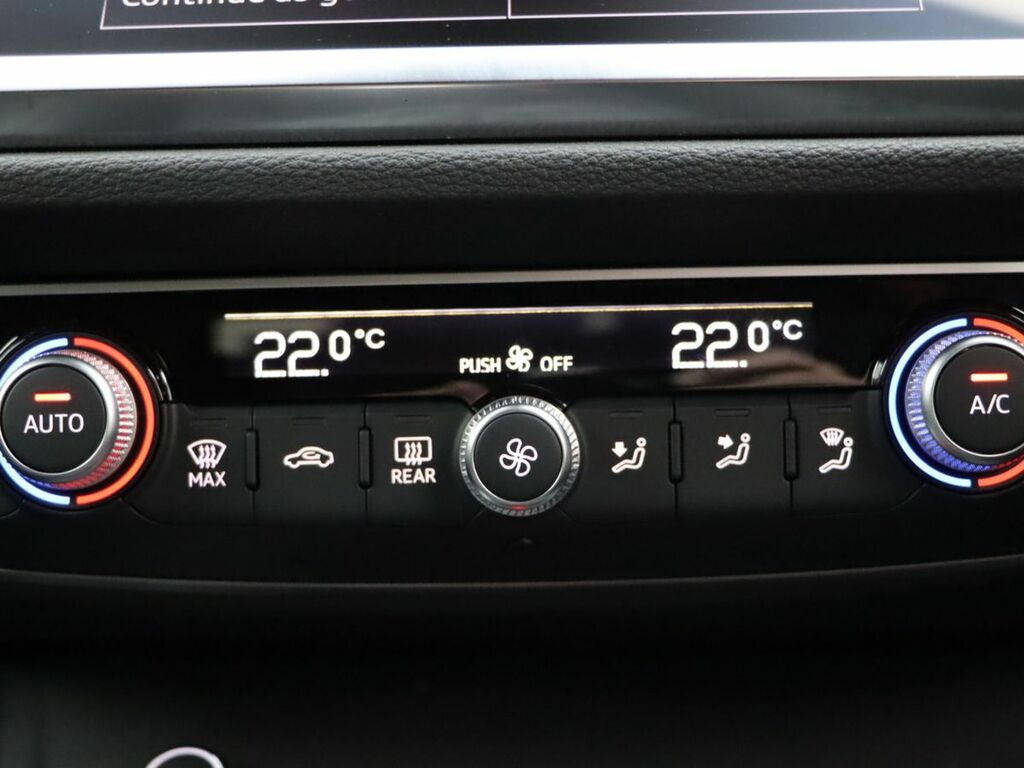 Audi Q3 Q3 35 Tfsi Black Edition S Tronic Tech Pack Black #26