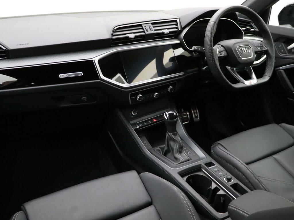 Audi Q3 Q3 35 Tfsi Black Edition S Tronic Tech Pack Black #2