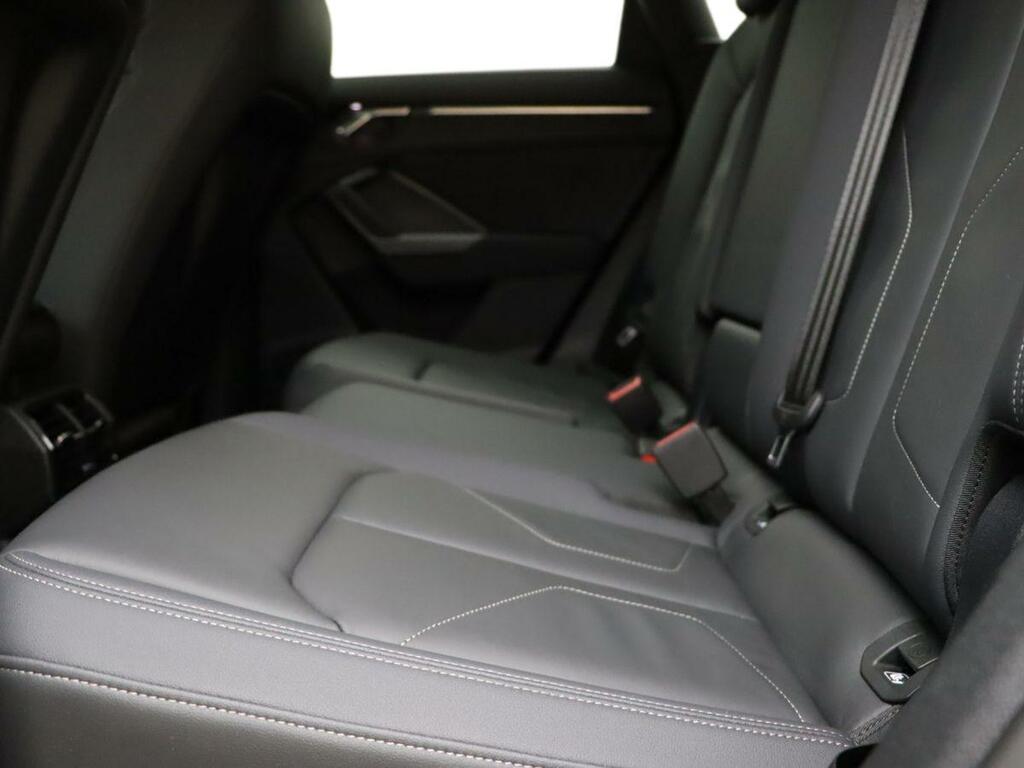 Audi Q3 Q3 35 Tfsi Black Edition S Tronic Tech Pack Black #11