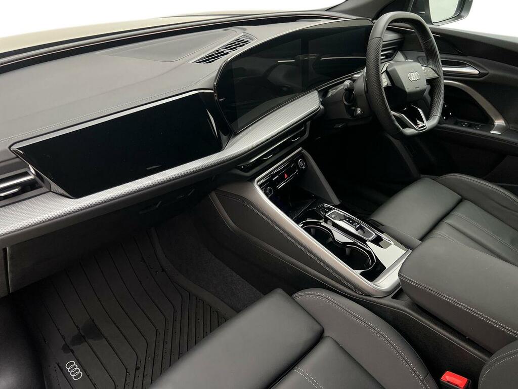 Audi Q4 E Tron 210Kw 45 Quattro 82Kwh Black Edition Black #13