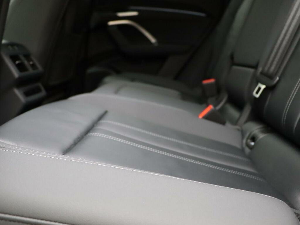 Audi Q4 E Tron 210Kw 45 Quattro 82Kwh Black Edition Black #11