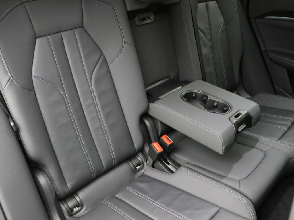 Audi Q4 E Tron 210Kw 45 Quattro 82Kwh Black Edition Black #36