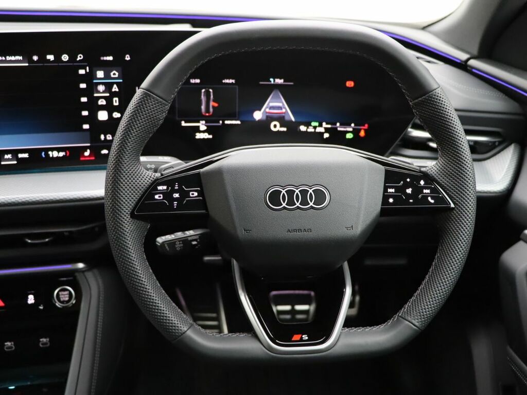 Audi Q4 E Tron 210Kw 45 Quattro 82Kwh Black Edition Black #14
