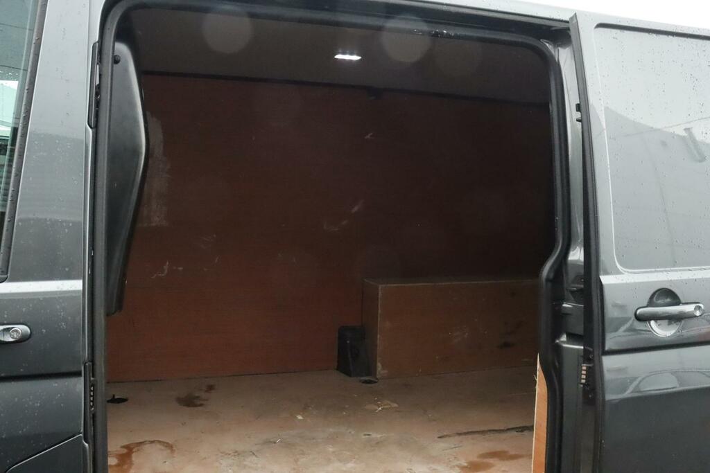 Volkswagen Transporter 2.0 Tdi 110 Startline Van 110 Ps Black #14